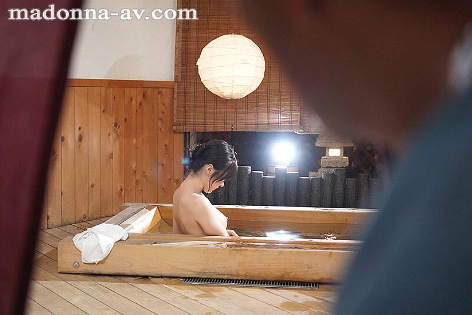 JUQ-601 [Uncen] พ่อตาเข้ามาเห็นสะใภ้อาบน้ำ Reno Kiyomi